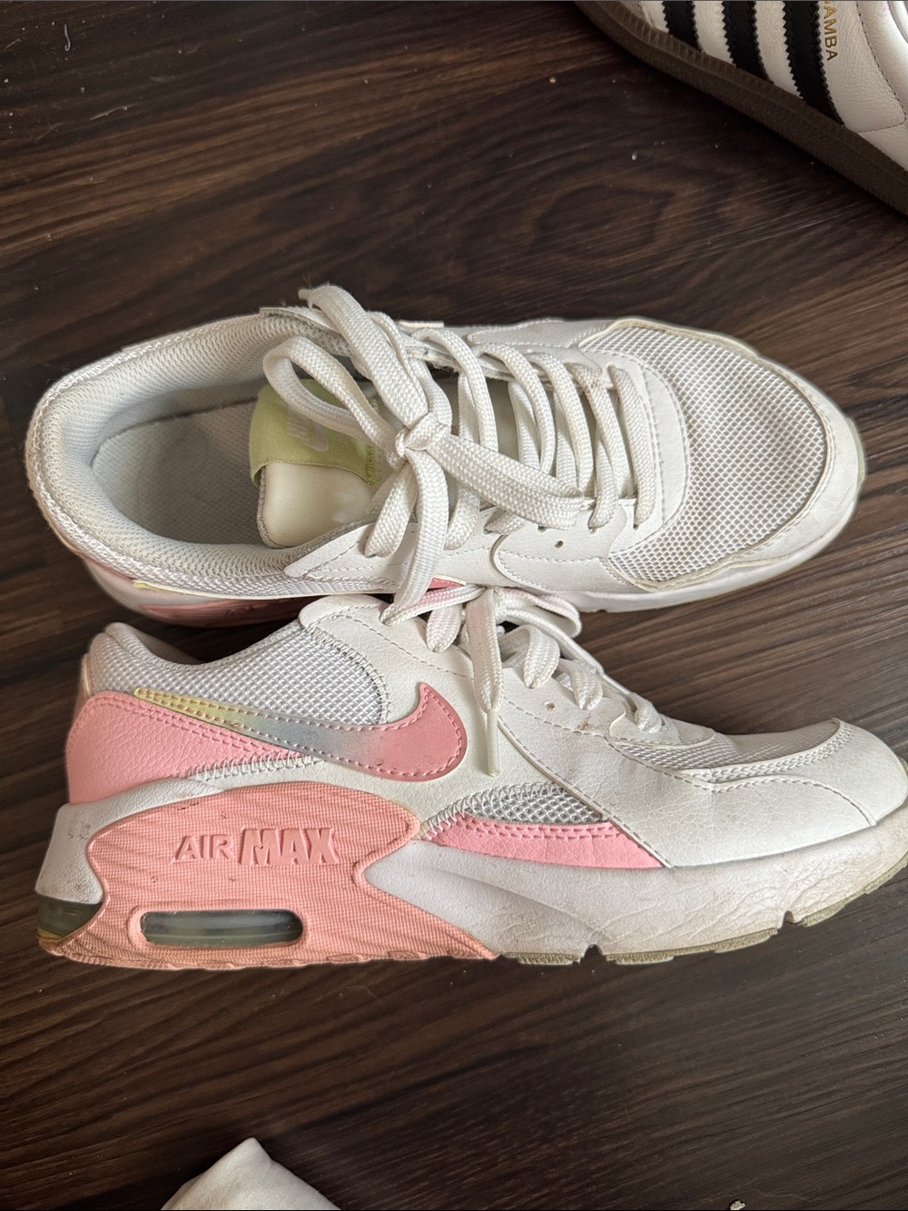 Nike White and Pink Air Max Sneakers 7w 5.5y